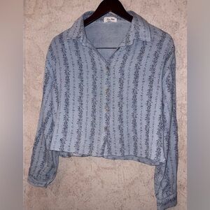 Love Notes Striped Floral Button-Down Shirt(P2P 22” L 18”)